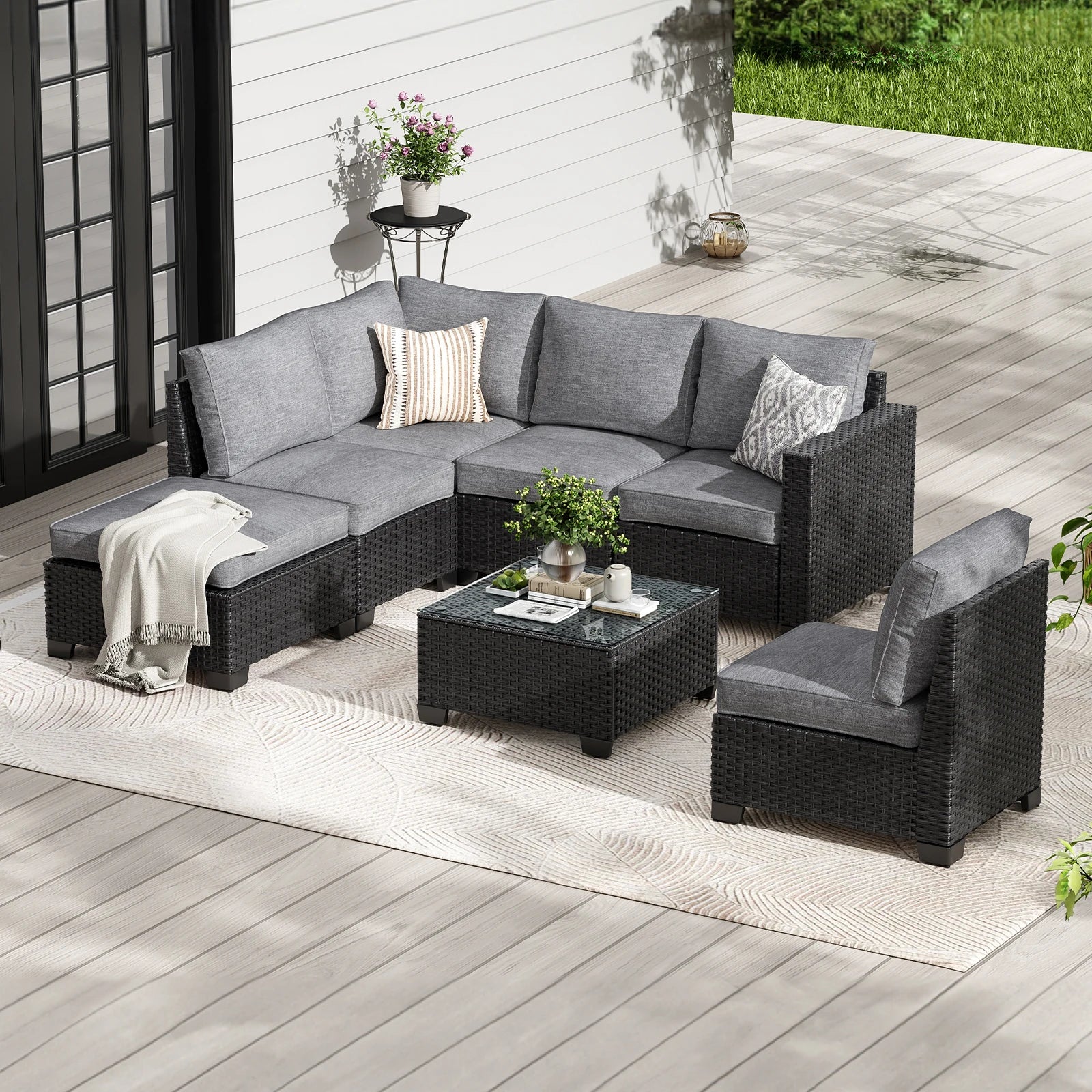 Farini Cozy Outdoor Sofa Set